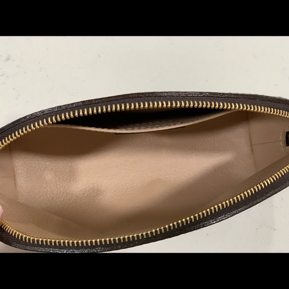 Louis Vuitton Monogram Cosmetic Pouch - Picture 7 of 8